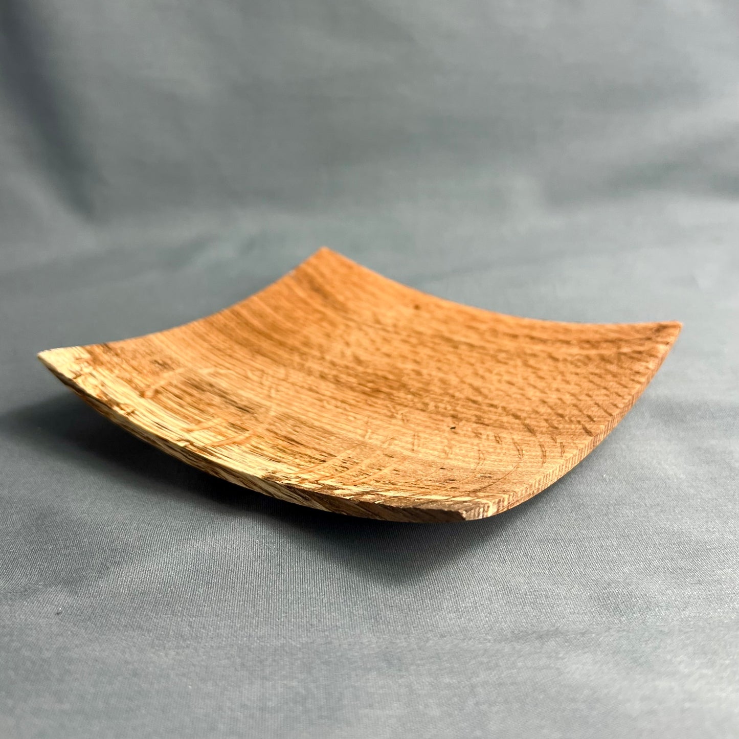 Square Turned Pin Oak Plate