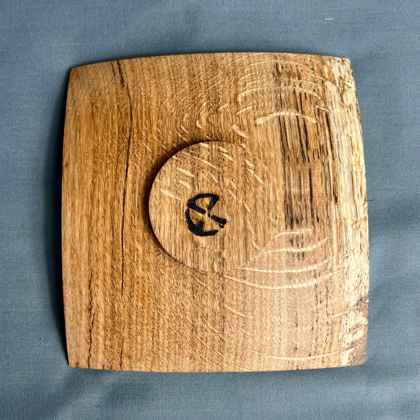Square Turned Pin Oak Plate